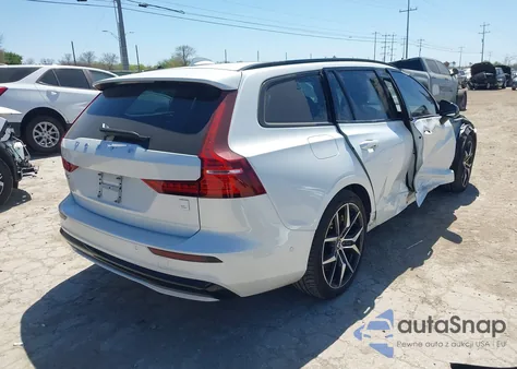 2024 Volvo V60 Recharge Plug-In Hybrid T8 Polestar Engineered из США, поврежденный, VIN YV1H60EP2R1620552